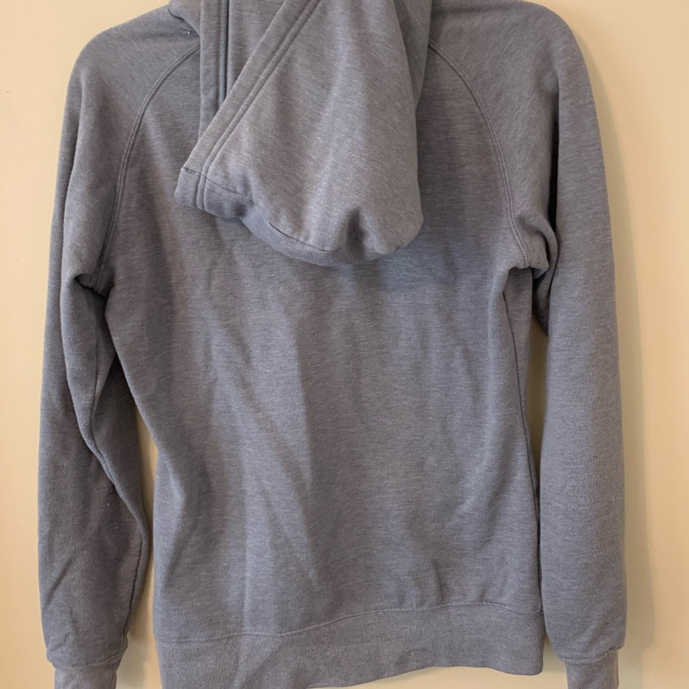 North Face Pullover - Picture 3 of 5